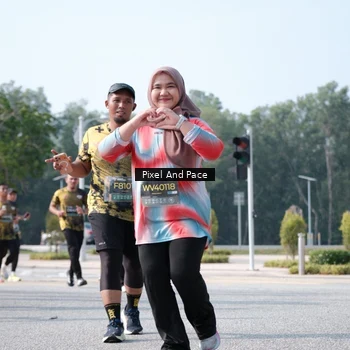 Runner Photo 6807392