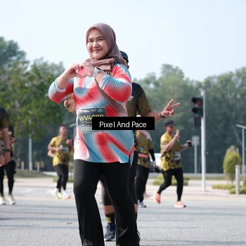 Runner Photo 6807398