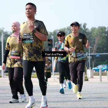 Runner Photo 6807411