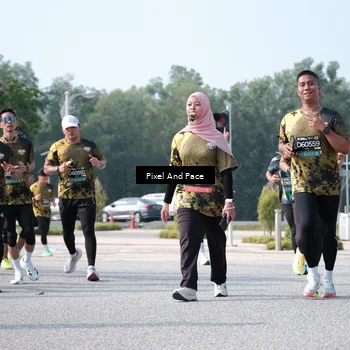 Runner Photo 6807413