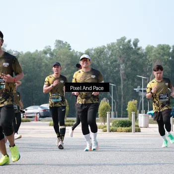 Runner Photo 6807422
