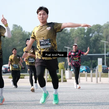 Runner Photo 6807436