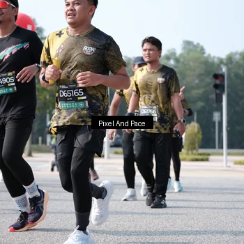 Runner Photo 6807449