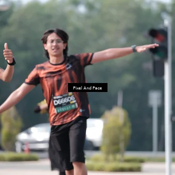 Runner Photo 6807478