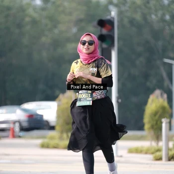 Runner Photo 6807498