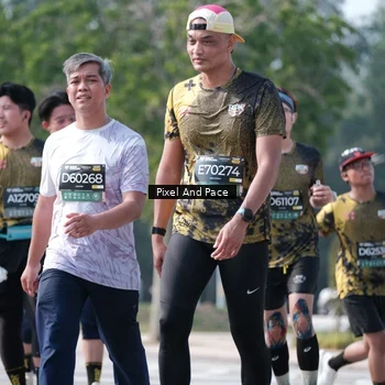 Runner Photo 6807500