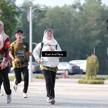Runner Photo 6807547