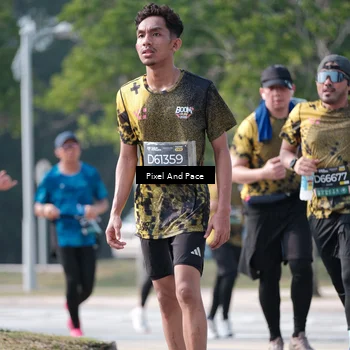 Runner Photo 6807579