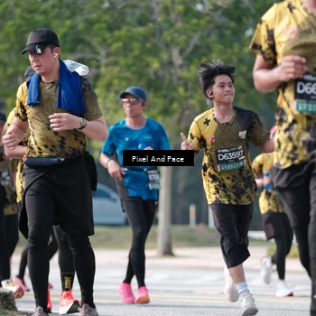 Runner Photo 6807589