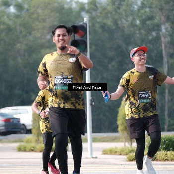Runner Photo 6807592
