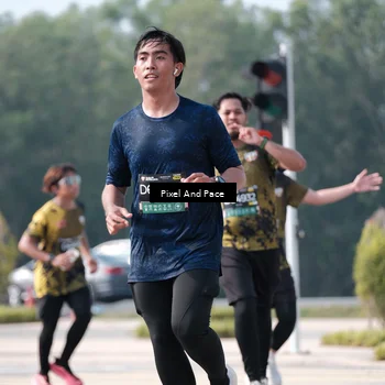 Runner Photo 6807595