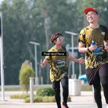 Runner Photo 6807606