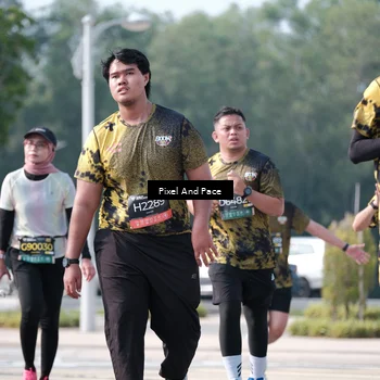 Runner Photo 6807631