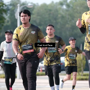 Runner Photo 6807632