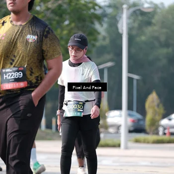 Runner Photo 6807652