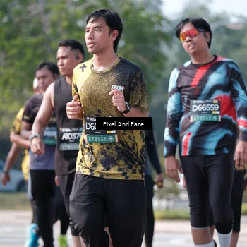 Runner Photo 6807656