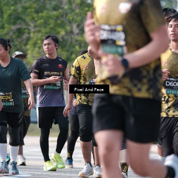 Runner Photo 6807659