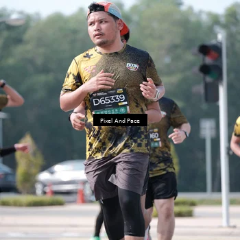 Runner Photo 6807672
