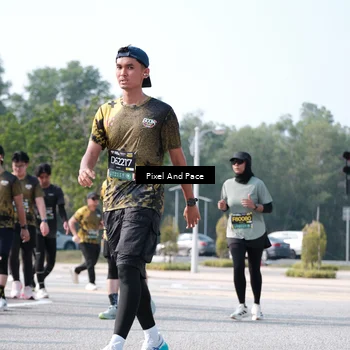 Runner Photo 6807701