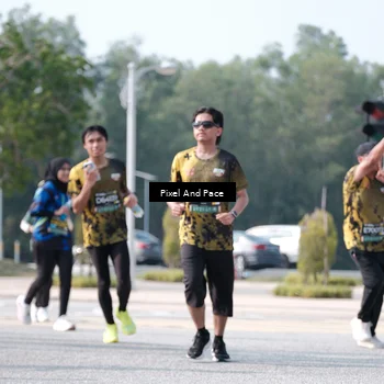 Runner Photo 6807714