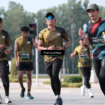 Runner Photo 6807719