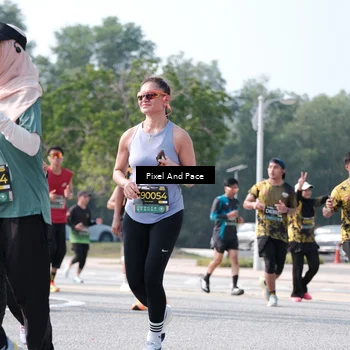 Runner Photo 6807724