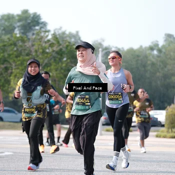 Runner Photo 6807727