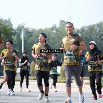 Runner Photo 6807736