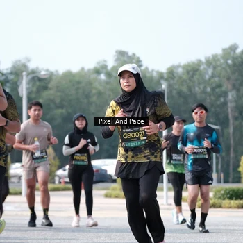 Runner Photo 6807741