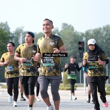 Runner Photo 6807752
