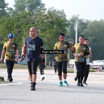 Runner Photo 6807764
