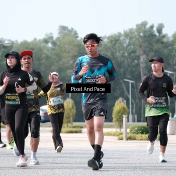 Runner Photo 6807766