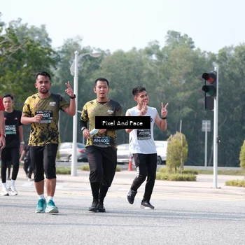 Runner Photo 6807770