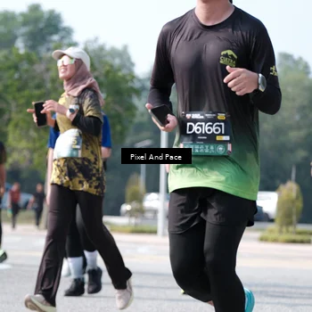 Runner Photo 6807773