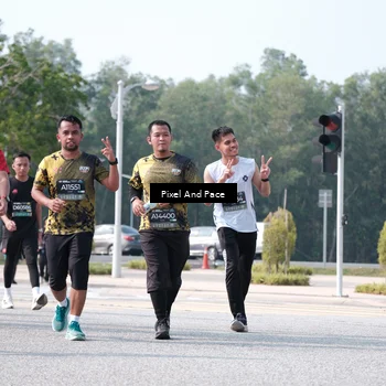 Runner Photo 6807774