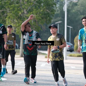 Runner Photo 6807794
