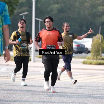 Runner Photo 6807798