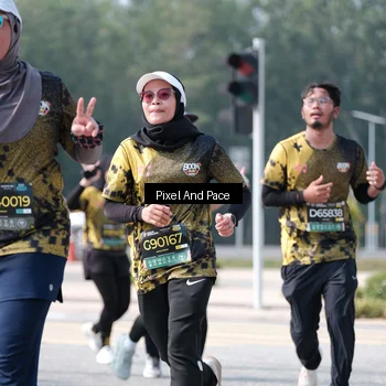 Runner Photo 6807821