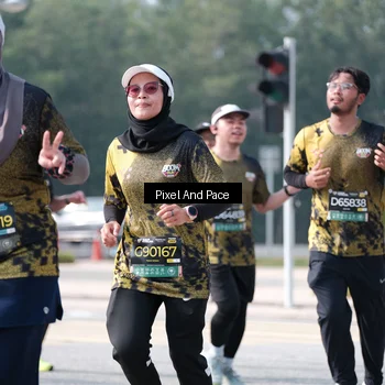 Runner Photo 6807825