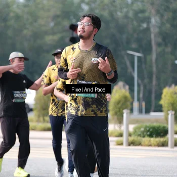Runner Photo 6807829