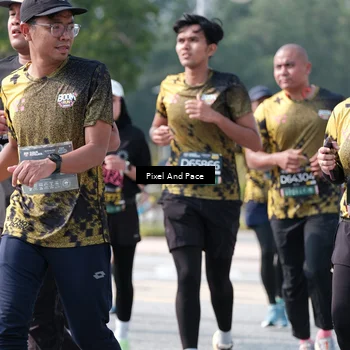 Runner Photo 6807849