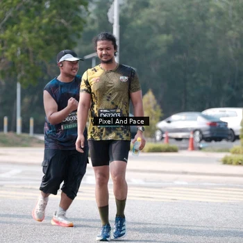 Runner Photo 6807851
