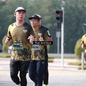 Runner Photo 6807852