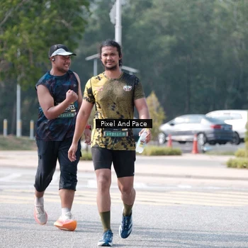 Runner Photo 6807855