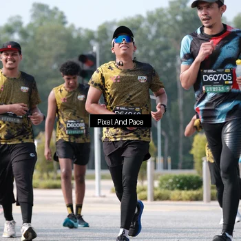 Runner Photo 6807874