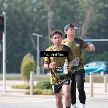 Runner Photo 6807882