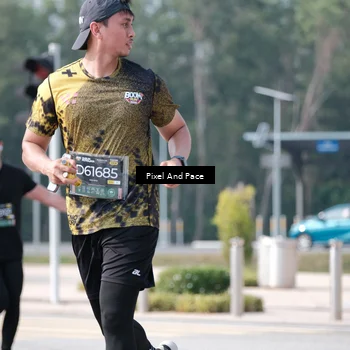 Runner Photo 6807890