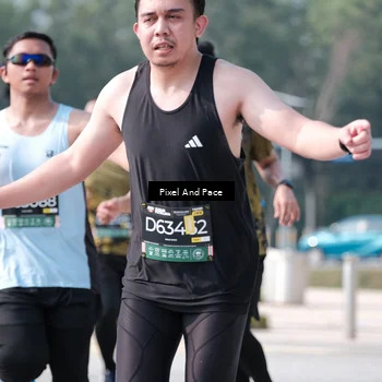 Runner Photo 6807899