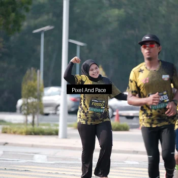 Runner Photo 6807912