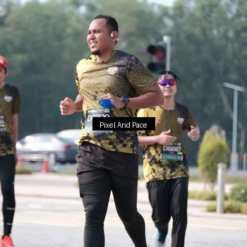 Runner Photo 6807913